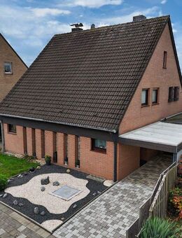 Gibt es ja doch ! Klassische kleine Doppelhaushälfte in schöner Lage von Kaarst - Vorst - Kaarst