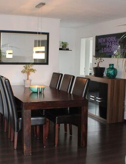 Wohnen mit Charme & Investieren mit Perspektive - 2,5-Zimmer-Dachgeschosswohnung im Zweifamilienhaus in Toplage - Seevetal