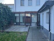 Finanzierungshilfe geboten, Einfamilienhaus, Wintergarten, 2 Schlafzimmer, MG- Odenkirchen direkt vom Eigentümer, frei, - Mönchengladbach