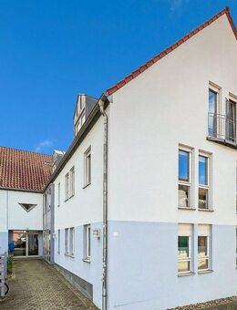 Erbbaurecht: Vermietete, lichtdurchflutete 2-Zimmer-Maisonettewohnung mit Charme in Neudietendorf - Nesse-Apfelstädt