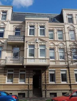 Erdgeschosswohnung mit charmantem Altbauflair in Wilhelmshaven! Frei ab Mitte November! - Wilhelmshaven