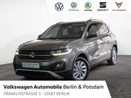 VW T-Cross, 1.0 TSI Life, Jahr 2021 - Berlin