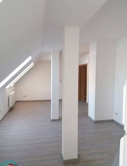 Maisonette - Wohnung neu renoviert - Einbauküche - Nürnberg