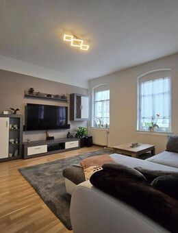 großzügig, helle 4-Zimmerwohnung in gepflegter Wohnanlage mit Balkon zu verkaufen - Pirna