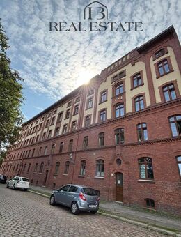 Charmante 2-Zimmer-Wohnung mit Balkon und Tageslichtbad - Magdeburg