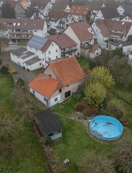Großzügiges 2 Familienhaus mit einer Gewerbeeinheit - Tuningen