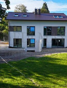 VERKAUF: Erstbezug - Neubau Doppelhaushälfte mit hochwertiger Ausstattung - Seefeld (Bayern)