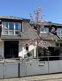 Exklusives Wohnen im Hardtwald. Ihre Villa in Bad Homburg - Bad Homburg (Höhe)