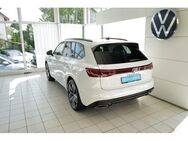 VW Touareg 3.0TDI R-Line Black Style Pano AHK StdHzg Allradlenkung HuD Keyless HD-Matrix-SW - Dießen (Ammersee)