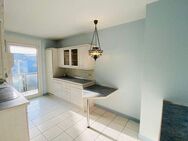 Renovierte, großzügige 3-Zimmer Wohnung mit Küche und Balkon - Pforzheim