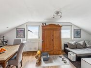 Helle Dachgeschosswohnung in beliebter Lage - Lappersdorf