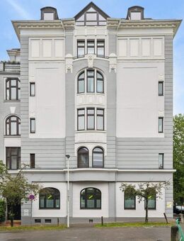 Repräsentative Altbau-Einheit in exklusiver Lage - stilvoll und vielseitig nutzbar in Kiel - Kiel