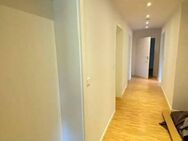 ***TOP***Attraktive 4-Zi Wohnung im grünen Eibach***Markeneinbauküche***Geölter Parkettboden*** - Nürnberg