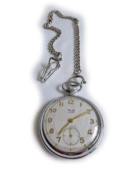 Kienzle Taschenuhr mit Kette - Nürnberg