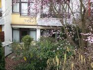 Besondere 4-Zimmer-Maisonette-Wohnung (95m²) mit Garten, Terrasse, Balkon, EBK & TG in Top-Lage Roth - Roth (Bayern)