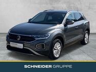 VW T-Roc, 1.5 TSI Life, Jahr 2022 - Chemnitz