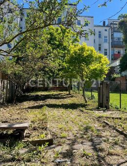 Reihenmittelhaus mit kleinem Garten und Terrasse - Für Individualisten mit Blick fürs Besondere! - Gera