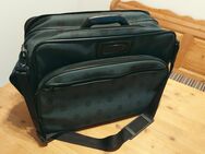 Stratic Reisetasche, neuwertig, dunkelgrün, verstellbarer Schulterriemen (abnehmbar), stabiler Griff - Schwabach