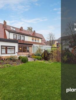Schöne Doppelhaushälfte/modernisierungsbedürftig mit Garage und Garten in guter Lage von Feucht - Feucht