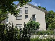 Idylle und Stadtnähe - Pure Lust zu Wohnen in dieser Erdgeschosswohnung - München