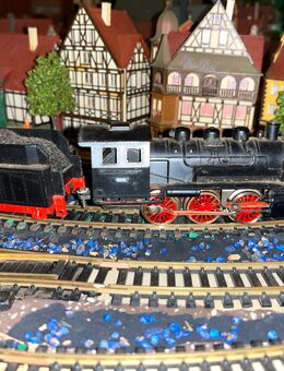 Modelleisenbahnlandschaft mit 10 Original Fleischmann Lokomotiven - Lemförde