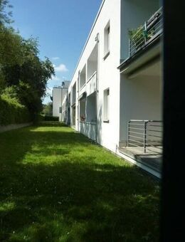 Altersgerechte 2,5 Zimmer Wohnung mit Garage und großem Balkon mitten in Velbert Innenstadt als TOP Kapitalanlage - Velbert