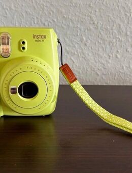 Instax Mini 9 Sofortbildkamera mit Makrolinse - Amt Wachsenburg