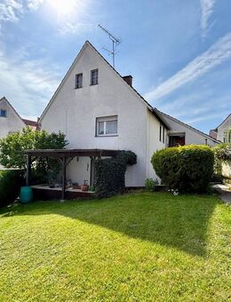 Einfamilienhaus mit Potenzial in Niederntudorf. Großzügig, renovierungsbedürftig, sofort verfügbar! - Salzkotten