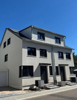 Bereits 75% verkauft! Moderne Doppelhaushälften mit großzügigen Wohnflächen und Garagen - Stutensee