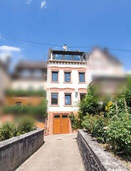 Gepflegtes Einfamilienhaus mit fantastischem Moselblick in Zell-Merl - Zell (Mosel)