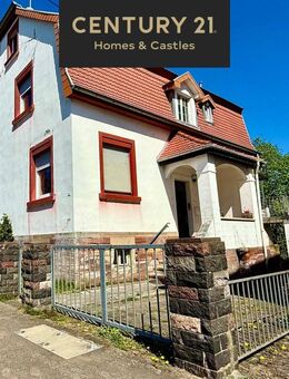 Ca. 260 m² große Stadtvilla in Saarbrücken Güdingen verteilt auf 3 Etagen - Saarbrücken