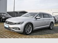 VW Passat Variant, 2.0 TDI Elegance 80K, Jahr 2023 - Duisburg