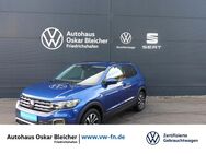 VW T-Cross, 1.0 TSI Life 81kW, Jahr 2022 - Friedrichshafen