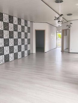Tolle Wohnung mit großem Balkon - Michelau (Oberfranken)