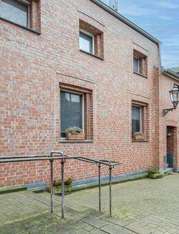 Kreativität trifft auf Charme: Wohnhaus mit Potenzial in Gangelt! - Gangelt