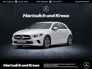 Mercedes A 180, Progressive Ambientebeleuchtung, Jahr 2022 - Lauterbach (Hessen)