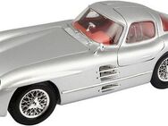 Maisto® Sammlerauto Mercedes 300SLR Uhlenhaut Coupé '55, Maßstab 1:18