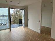 Neue exklusive 2-Zimmer Wohnung, stilvolle Küche und Balkon mit Wasserblick - Berlin