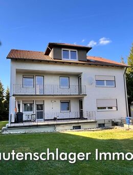 Ganz oben mit Balkon! 3,5-Zimmer-Dachgeschoss-Wohnung in Lupburg bei Parsberg - Lupburg