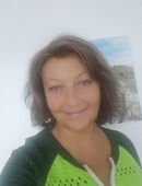 Gebe Gitarrenunterricht in 84478