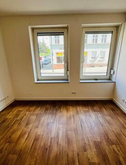 **Besichtigung: Mo., 01.12.25 um 18:30 Uhr** Sanierte HP-Wohnung im Stadtzentrum! - Eberswalde