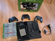 Xbox One in gutem Zustand + Headset und 3 Controller - Betzenweiler