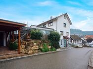 Viel Platz für die ganze Familie: Charmantes Ein- bis Zweifamilienhaus in Horb-Dettingen - Horb (Neckar)