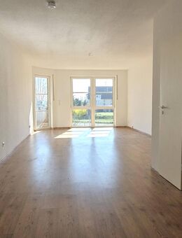 Sonnige 3 Raum Wohnung mit Tageslichtbad - Hohe Börde