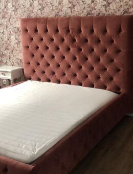 Bett (rosa) - Bochum Linden
