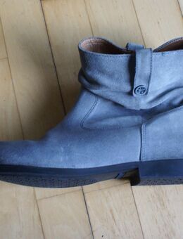 bequemer Damenstiefel von Birkenstock, Gr. 39, grau - Königswinter