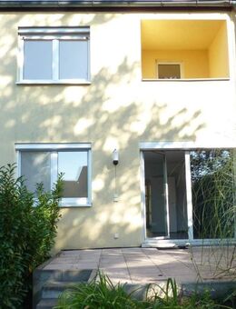 BLÜMM IMMOBILIEN: RMH - das ideale Familiennest - Klein, aber oho! - Fürth