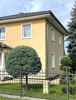 Neuwertige Stadtvilla in Traumlage von Kaulsdorf Süd nahe Kaulsdorfer See - Berlin