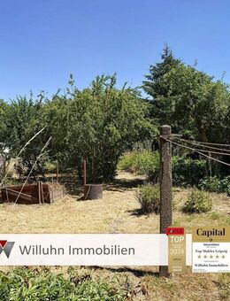 Doppelhaushälfte mit großem, durchgrüntem Grundstück! | Schöner Vorgarten und Garage! - Schkeuditz