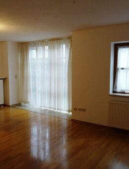 Erdgeschoß Wohnung in Glonn (alternativ mit kleinem Garten) - Glonn
